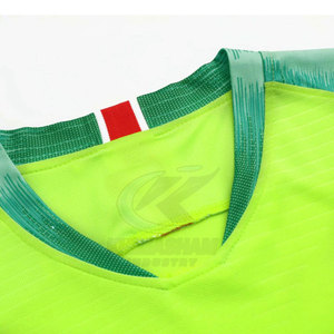 ชุดฟุตบอลสำหรับผู้ใหญ่เสื้อฟุตบอลผ้าโพลีเอสเตอร์ระบายอากาศ - Product Image 3