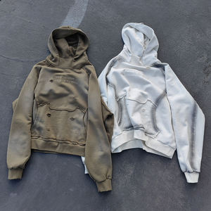 Sweat à capuche oversize pour homme avec panneaux à bords bruts, finition vintage délavée et détails minimalisés - Product Image 3