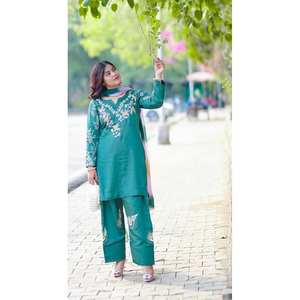 Hermoso conjunto de chifón (top y pantalón) con dupatta para fiestas: elegante y con estilo. - Product Image 3