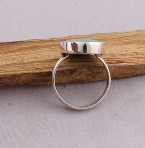 Handcrafted 925 Sterling Silver Oval <b>Turquoise</b> <b>Ring</b> Minimalist Smooth Bezel Gemstone Statement <b>Ring</b> Boho Style Party Classic OEM - Product Image 4
