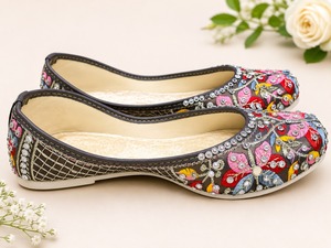 Sandalias Planas Cerradas Bordadas, Estilo Étnico Jutti, con Pedrería, Diseño Floral, Fáciles de Poner, Cómodas, Ligeras, Forro de Gamuza, Suela de PVC - Product Image 3