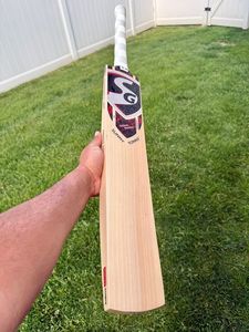 SG Sunny Tonny English Willow Cricket Bat Short Handle Lightweight - Product Image 1