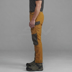 Pantalon de randonnée pour homme avec poches cargo, tissu extensible, genoux ajustables, revers réglables et construction robuste pour l'extérieur - Product Image 5
