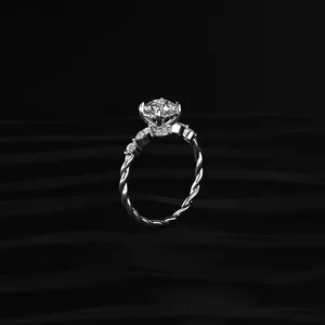 Bague en diamant rond certifiée IGI, couleur D-E, clarté VVS-VS, avec accents de diamants marquise et ronds, qualité supérieure. - Product Image 2