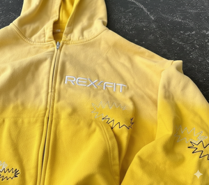 Producto en Oferta, Sudaderas con Capucha Hechas a Mano, Edición Personalizada, Logotipo Impreso en Serigrafía, Sudaderas Unisex con Cierre y Efecto Desgastado por el Sol - Product Image 6