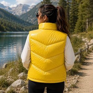 Hemistyles Gilet matelassé court zippé à col rond pour femme en tissu de laine avec rembourrage 100 % polyester, coupe-vent et écologique - Product Image 6