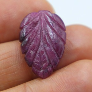 Pierre précieuse cabochon en rubis rouge naturel sculpté, pierre lisse sculptée à la main, fournisseur en gros de pierres pour bijoux - Product Image 1