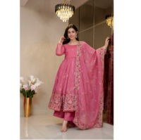 Ensemble robe Anarkali, palazzo et dupatta de qualité supérieure, en soie douce et froissée, avec broderies, paillettes et travail au fil, prêt-à-porter.
