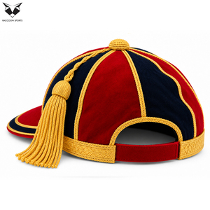 Casquette d'honneur en velours rayé rouge marine avec passepoil tressé doré et pompon, casquette classique pour équipes scolaires, sportives, cérémonies et récompenses, casquette personnalisable avec logo - Product Image 4