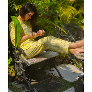 Conjunto de Pijama para Mujer con Estampado de Flamencos y Diadema, Ropa de Dormir Cómoda - Product Image 2