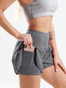 Shorts de sport 2-en-1 pour femmes, vente en gros directe d'usine OEM, les plus vendus, pour la gym et la course à pied, avec poches pour téléphone - Product Image 2