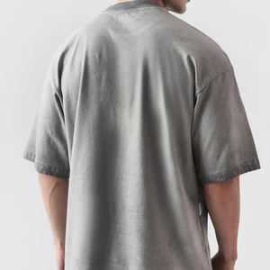 Camiseta Gráfica de Anime Igris al por Mayor, Ajuste Holgado, Estilo Urbano, Logotipo Personalizado, Algodón, Manga Corta, Unisex, Proveedor OEM/ODM - Product Image 5