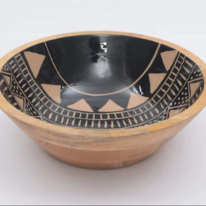 Ensemble de bols de service décoratifs en métal faits à la main avec un design incurvé, élément décoratif élégant pour la table, pour les collations, les fruits, la décoration de la maison - Product Image 4