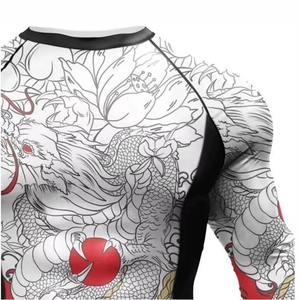 Camiseta de Manga Larga para Hombre con Estampado de Dragón en Negro, Blanco y Rojo, de Secado Rápido, Spandex y Poliéster - Product Image 4