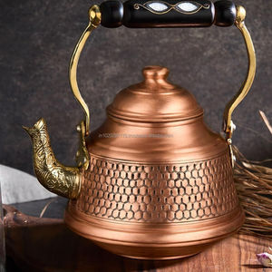 Tetera tradicional de cobre para hervir agua, para preparar té en la cocina clásica, para usar en la estufa, colección premium para el hogar y la mesa - Product Image 4
