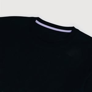 Camisetas para hombre de algodón y poliéster de 220 g/m² con logotipo personalizado impreso en DTG. - Product Image 4