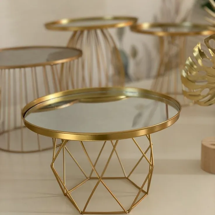 Compassion Collection Latest Style Mirror Top Metal Iron Plate With Wire Frame Base Cake Stand Gold For Home Parties
