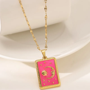 สร้อยคอทรงสี่เหลี่ยมสำหรับคู่รัก ทำจากสแตนเลส 304 ชุบทองคำแท้ 18K มีสีดำให้เลือก - Product Image 3