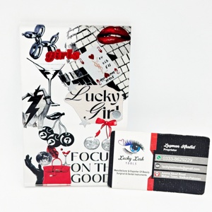 LUCKY LASH TILES - Placas de Acrílico Reutilizables para Pestañas con Diseño Rectangular Personalizado 'Lucky Girl', con Imanes, Sostenibles - Product Image 5