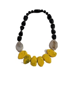 Collar de Resina Unisex con Cuentas Naturales Multicolores, Moderno y Precioso, el Mejor Regalo para Fiestas o Compromisos - Product Image 4