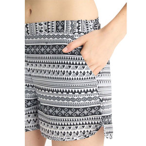 Short de bain pour femme Solid Trader Premium Beachwear, revêtement imperméable toutes saisons, confortable, avec large ceinture élastique. - Product Image 5