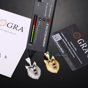 จี้รูปหัวหมาป่าประดับเพชรโมอิสซาไนต์ทรงกลมเจียระไนแบบเหลี่ยม 925 เงินชุบทอง สำหรับผู้ชาย สไตล์หรูหรา เหมาะสำหรับงานปาร์ตี้ - Product Image 4