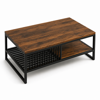 Table basse contemporaine à étagères en treillis avec rangement ouvert décoratif pour salon moderne