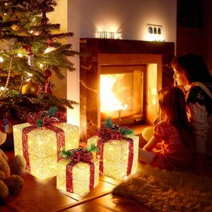 Lot de 3 boîtes cadeaux dorées pour décoration de jardin, cordon d'alimentation de 5 m avec prise US pour lumières de Noël (10 pouces, 8 pouces, 6 pouces) - Product Image 3