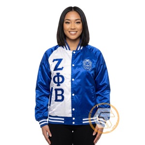 Chaqueta Universitaria Personalizada Zeta Phi Beta de GREEK TREASURES, de Alta Calidad, Transpirable, con Letras Bordadas en Satén - Product Image 1