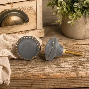 SHUBHAM Tirador Redondo de Cerámica Gris Vintage para Cajones, Muebles, Armarios, Cómodas y Cocinas, Hecho a Mano - Product Image 1