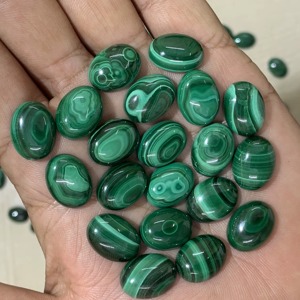 Pierre précieuse naturelle de qualité supérieure, malachite verte ovale, certifiée IGI, Rida Creations Rajasthan, 12x16, 12 carats, couleur mélangée - Product Image 1