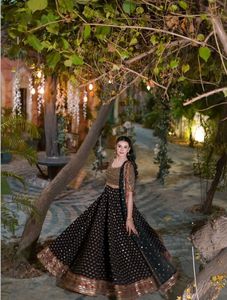 Lehenga Choli Maxi Noir Vintage Brodé à Pois pour Femme, en Tissu Modal, à Ourlet Évasé, Réversible, Coupe Classique, pour Mariage et Fête - Product Image 1