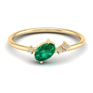 Anillos de Compromiso y Boda Minimalistas REYES de Plata de Ley 925 con Corte Ovalado, Gema de Esmeralda de 0.5 Quilates y Anillo de Moissanita - Product Image 6