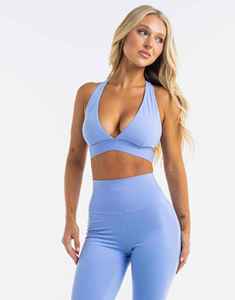 Conjunto de Yoga de 2 Piezas Azul Claro, Top Corto con Cuello en V Profundo, Leggings Largos de Cintura Alta, Sin Costuras, con Recortes, Spandex, Poliéster - Product Image 4
