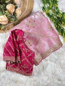 Sari Zimmy de diseñador para fiestas, con bordado de lentejuelas, trabajo de jhal y butti, y blusa de seda con bordado completo. - Product Image 6