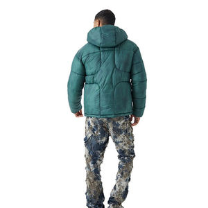 Veste matelassée à capuche pour homme, coupe-vent, manteau d'hiver, style décontracté, coupe régulière, fermeture éclair, rembourrage épais en polyester, couleur unie - Product Image 6