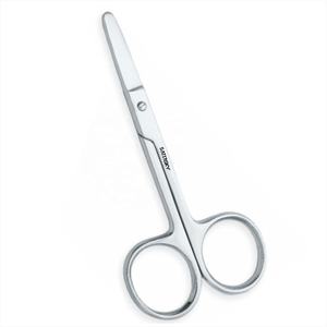 Juego de pedicura con bordado elegante con empujadores Tijeras multifuncionales para el cabello y la cutícula para manicura y cuidado corporal - Product Image 4