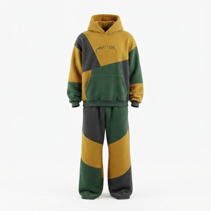 Ensemble de survêtement en molleton pour homme, couleur vert moutarde et gris, veste zippée et pantalon large, streetwear personnalisé, vêtements de sport - Product Image 1