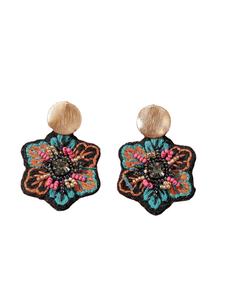 Broderie artisanale perlée 30 anniversaire célébrer boucle d'oreille avec de beaux détails de luxe et un look élégant par Hiba Enterprises - Product Image 5