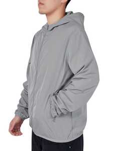 Veste coupe-vent grise à capuche pour homme avec fermeture éclair sur le devant, vêtement décontracté pour le printemps, en polyester, coupe classique - Product Image 5
