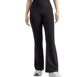 Ensemble de vêtements de fitness pour femmes : Crop top et leggings évasés – Tenue de yoga, de gym et de sport – Vêtements d'entraînement – Vente en gros et fabrication - Product Image 3