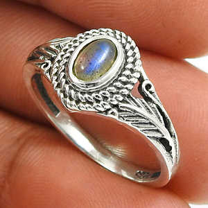 Nouvelle arrivée : bague en argent sterling 925 oxydé avec pierre précieuse labradorite, style bohème, sertissage clos, fabrication artisanale. - Product Image 2