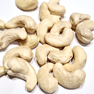 Raw Vietnam Origin W240 White Cashew Kernels Halal Certified 100% Organic Fresh for Healthy Food Retail Market - Product Image 3