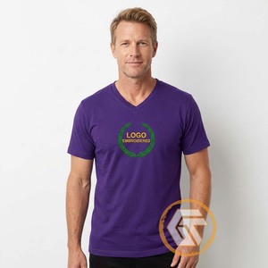 Camiseta Personalizada Omega de Jersey Sólido con Cuello Redondo y Manga Corta, de Alta Calidad para Fraternidad Griega Psi Phi, 100% Transpirable y de Secado Rápido - Product Image 4