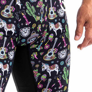 Shorts de Compresión con Estampado Mexicano para Hombre - Calzoncillos Deportivos Negros de Spandex con Diseño Gráfico de Guitarra, Cactus y Calavera - Product Image 2
