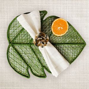 Premium Quality <b>Woven</b> Palm Leaf Placemat Vibrant Green Design Sustainable Eco Friendly Dining Charger <b>Mat</b> For Luxury Banquets - Product Image 1