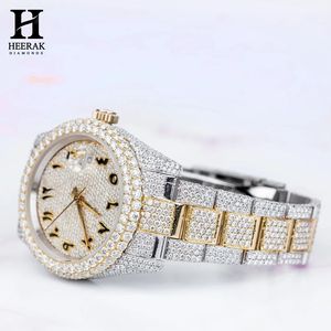 Montre personnalisée en moissanite, or et argent bicolore, cadran arabe, entièrement sertie de pierres, lunette ronde, montre-bracelet de luxe pour homme en acier inoxydable - Product Image 1