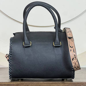 Bolsa de Viaje Mediana de Cuero con Diseño de Cerezas, Hecha a Mano, de Cuero Vacuno Genuino, para Fin de Semana, Nueva Llegada 2026 - Product Image 5