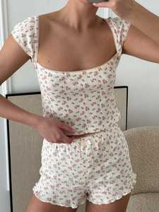 Women's Floral Print 2-Piece Knitted Shorts <b>Set</b> <b>Square</b> Collar Short Sleeve Breathable Regular Fit Spring Summer Style - Product Image 4