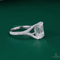 Anillo de compromiso de lujo con diamante cultivado en laboratorio de corte esmeralda de 4.98 quilates con halo solitario y tallo pavé dividido, anillo de boda nupcial para mujer